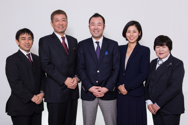 Group photo of Mirai-Terasu